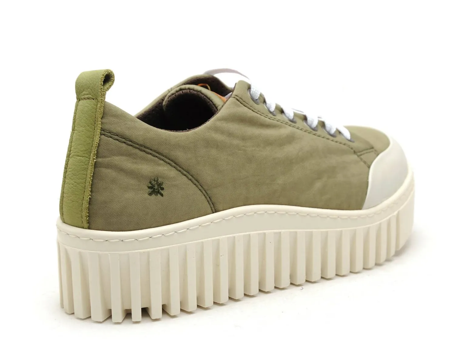 Art BRIGHTON 1534 Kaki Baskets Basses Femme
