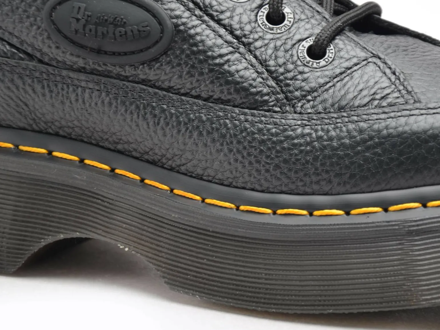 Dr Martens FUSION BUZZ Noir Baskets Basses Femme