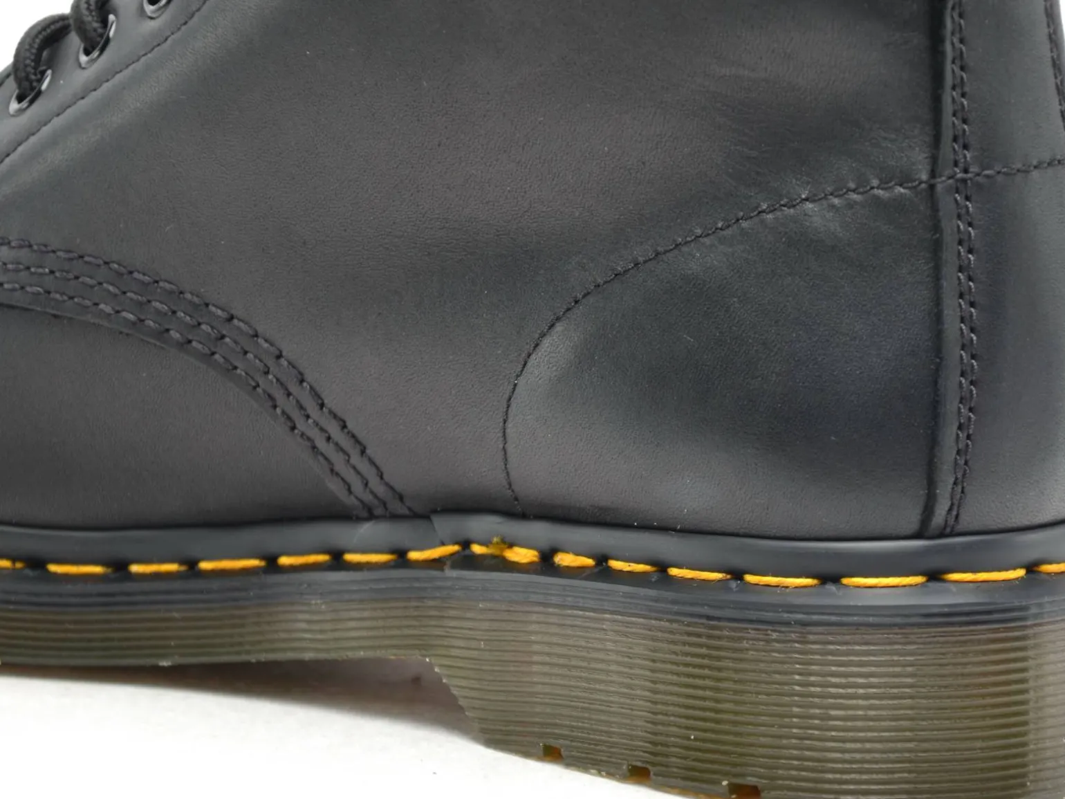 Dr Martens 1460 11822003 Noir Boots et Bottines Homme