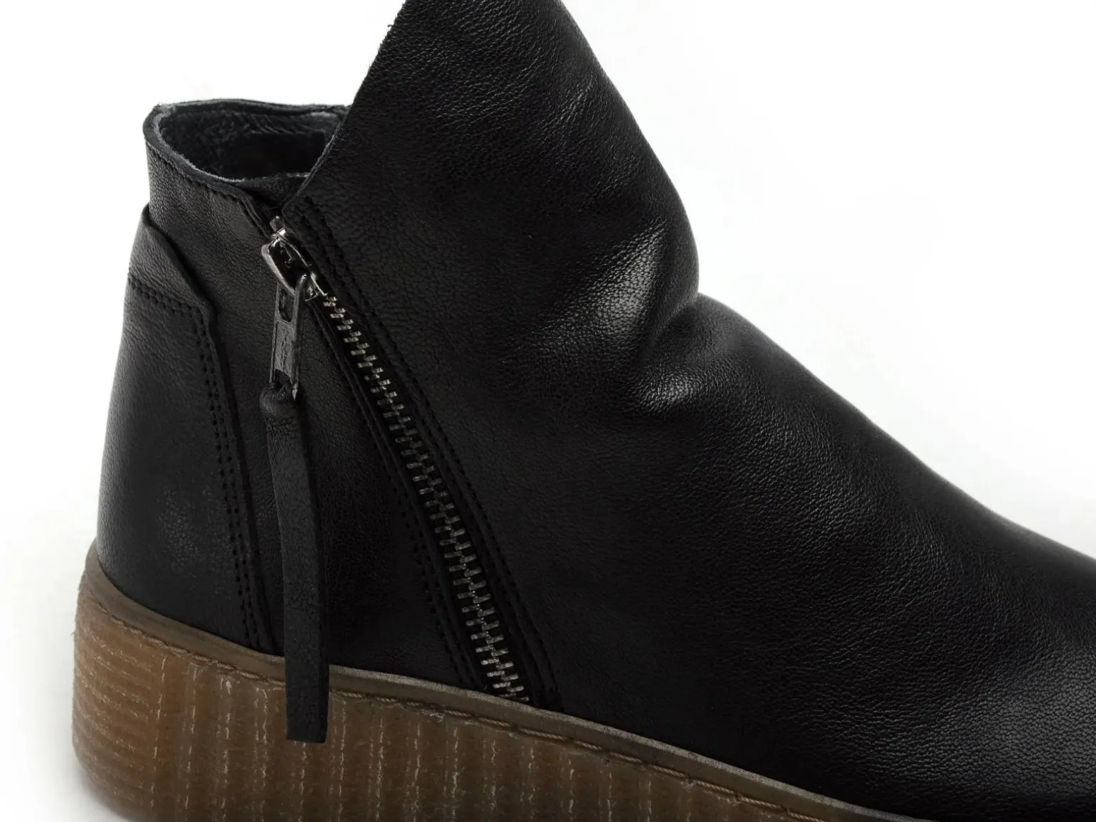Follia Dolce 411 Noir Boots et Bottines Plates Femme