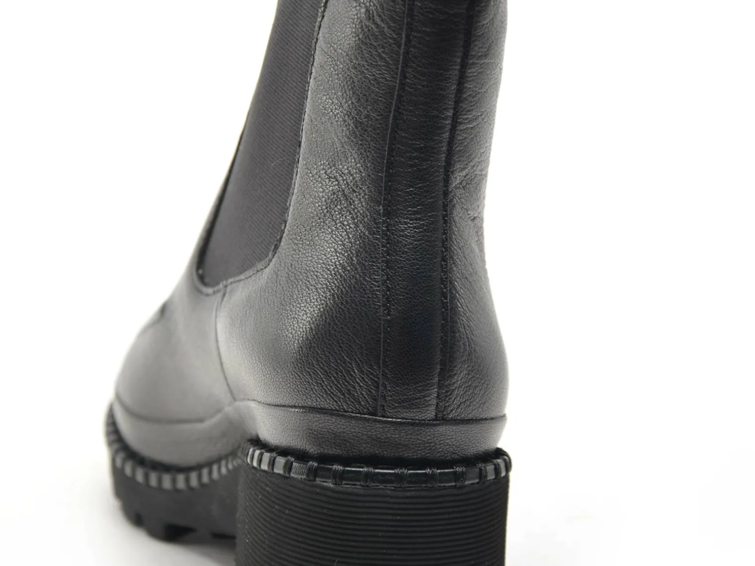 Fugitive BOGOTA Chelsea Noir Boots et Bottines à Talons Femme