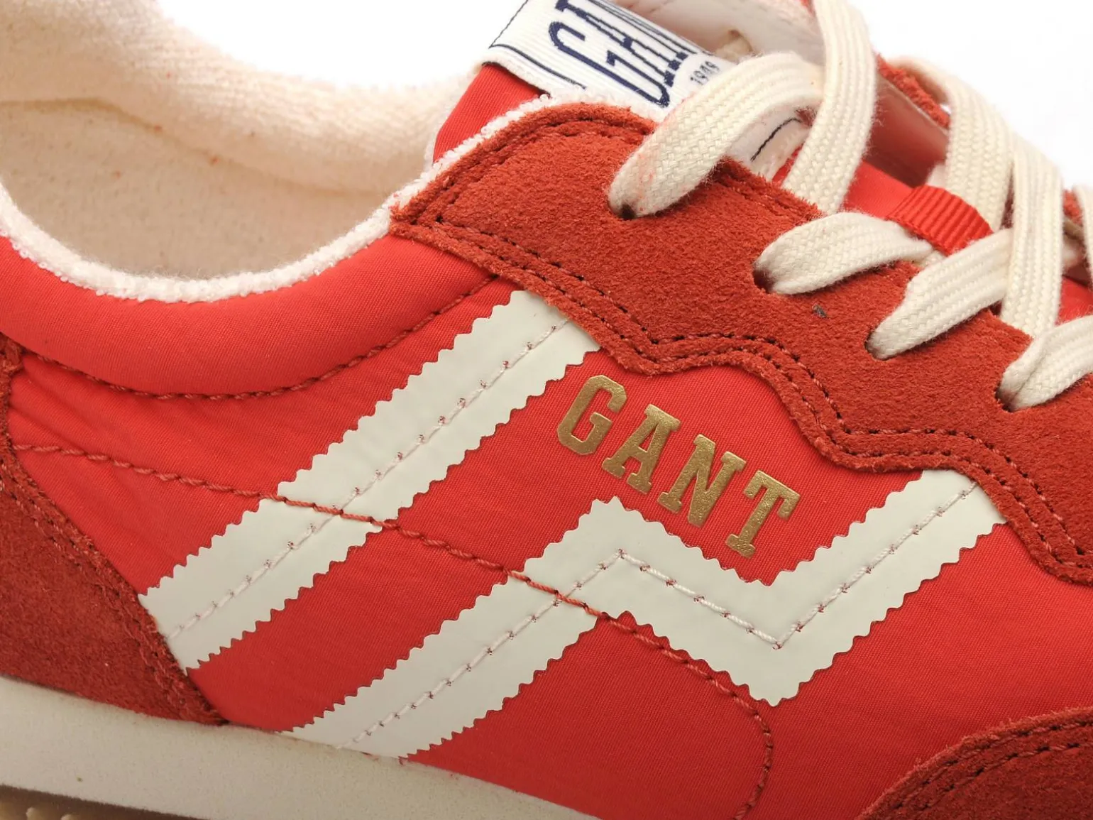 Gant BEYLANA 30533846 Rouge Baskets Basses Femme