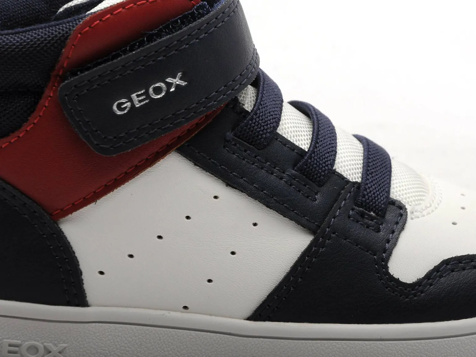 Geox B ECLYPER BOY B465LA Multicolore Baskets Montantes Garçon
