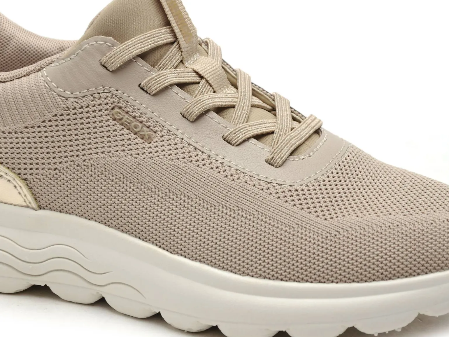 Geox D SPHERICA PLUS D557MA Beige Baskets Basses Femme