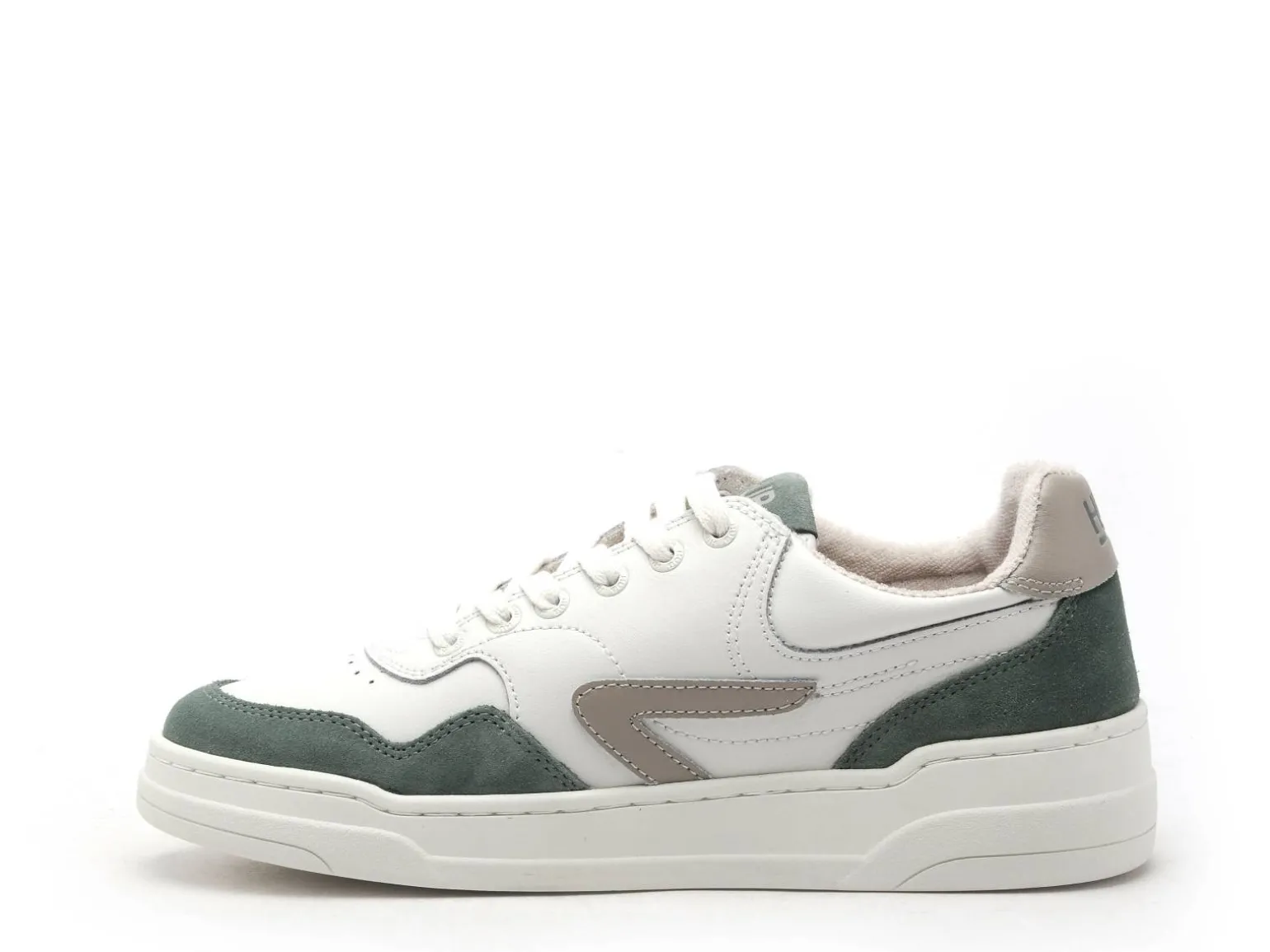 Hub COURT L68 Blanc et Vert Baskets Basses Homme