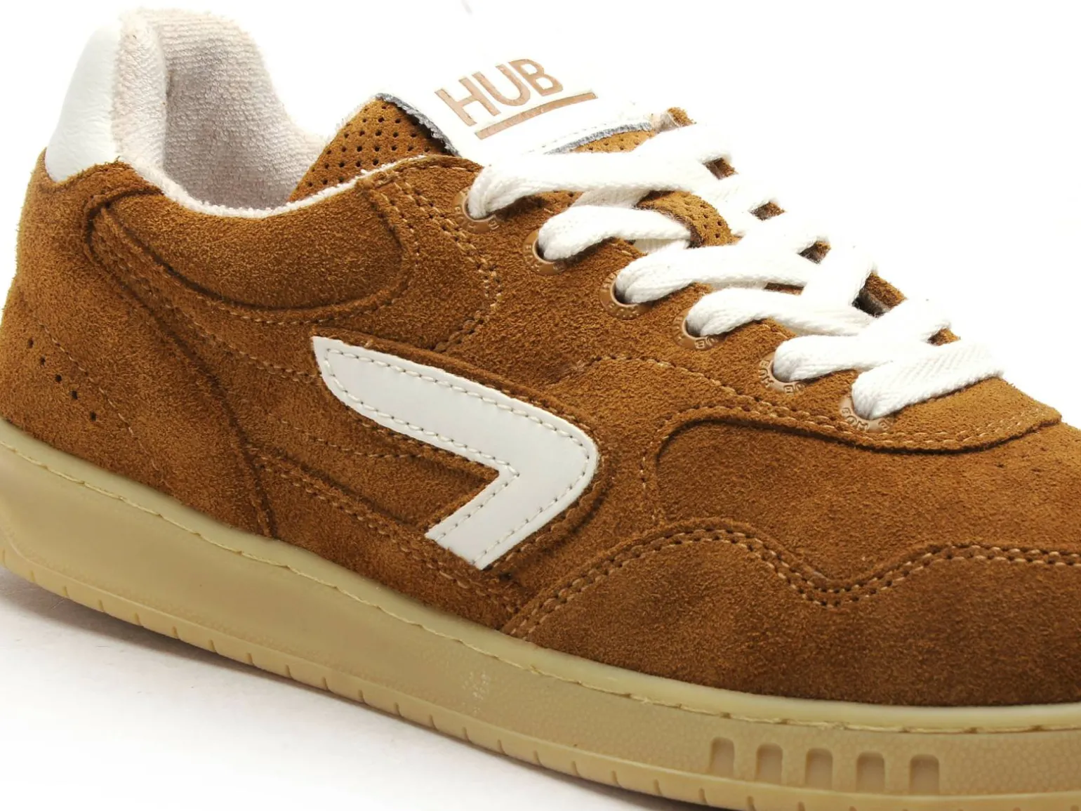 Hub VANCOUVER Marron Baskets Basses Homme