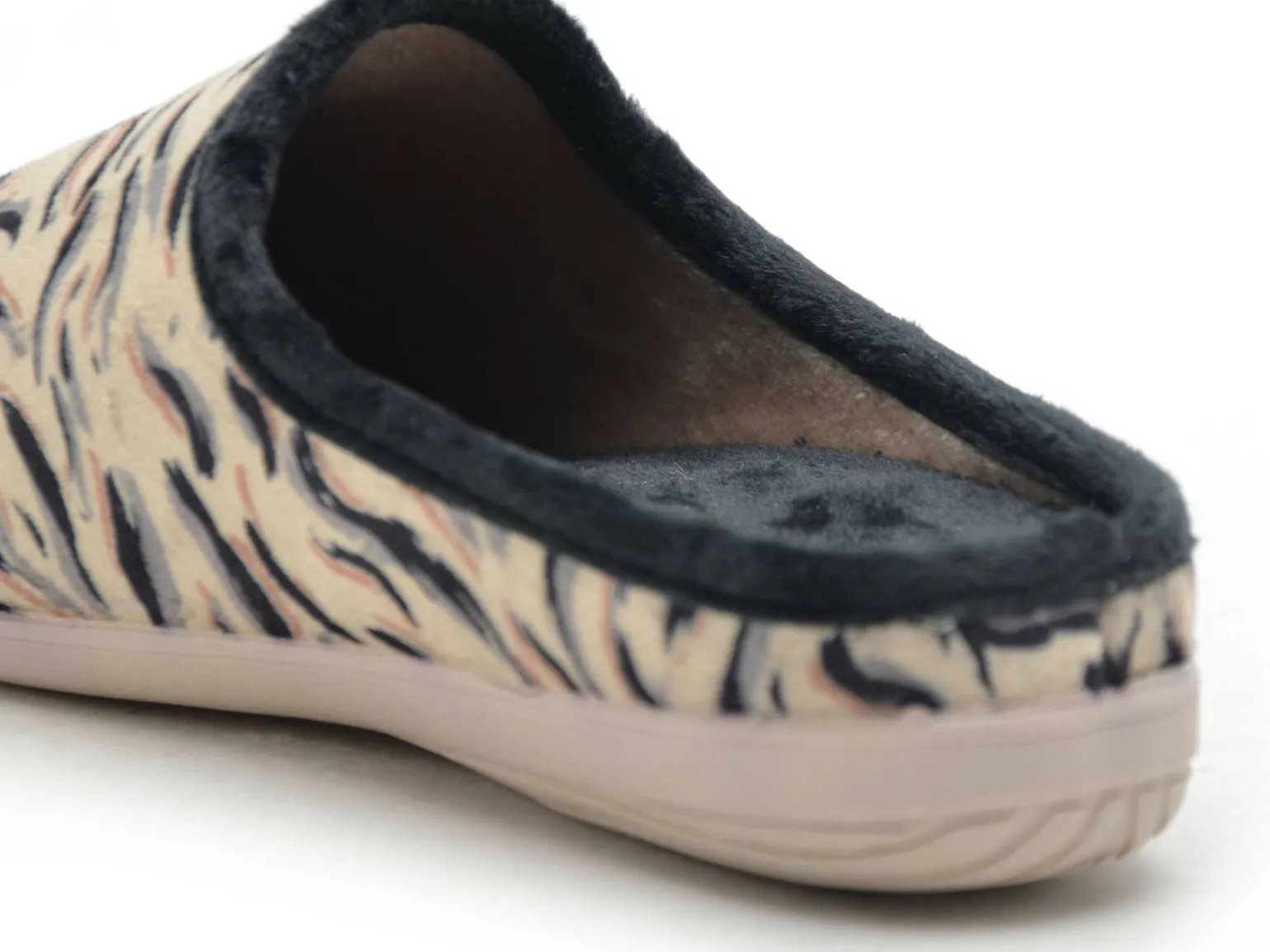 La Maison De L Espadrille Chaussons 6222 8 Noir Chaussons Femme