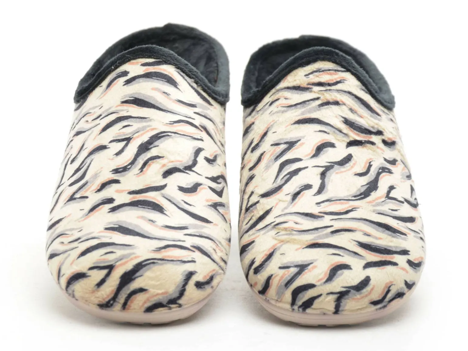 La Maison De L Espadrille Chaussons 6222 8 Noir Chaussons Femme