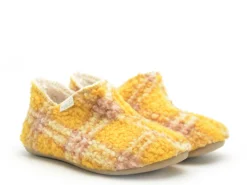 La Maison De L Espadrille Chaussons 6033 8 Jaune Chaussons Femme