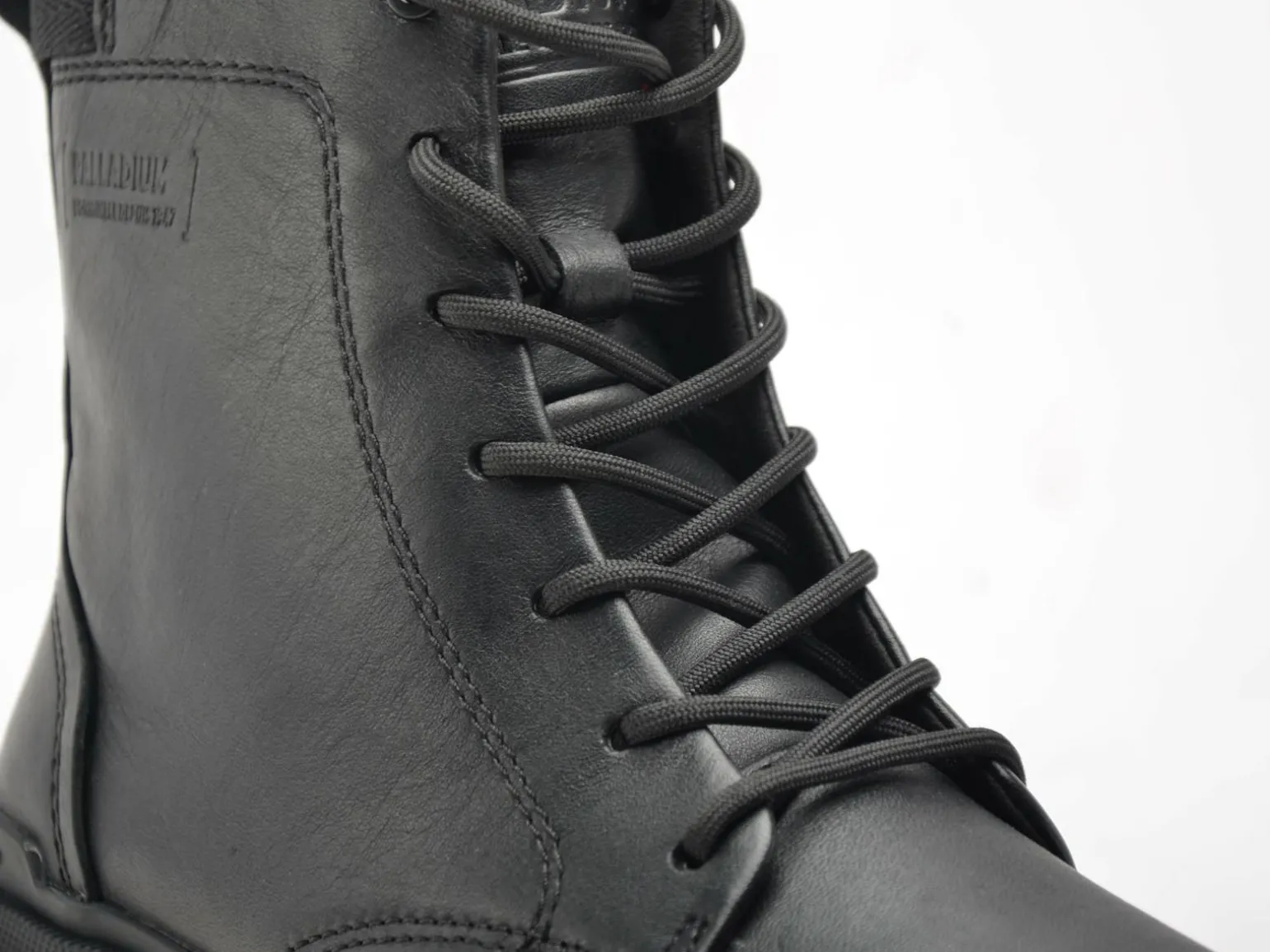 Palladium PALLAGRADE OFFICERL Noir Boots et Bottines Plates Femme