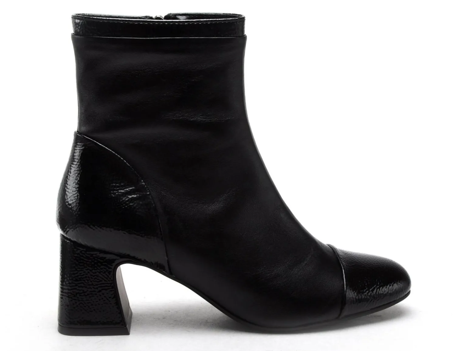 Regarde Le Ciel MYA 01 Noir Boots et Bottines à Talons Femme