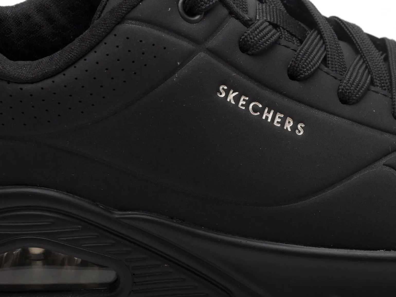 Skechers 73690 Noir Baskets Basses Femme