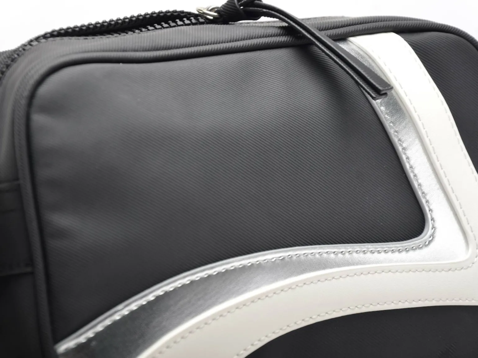 Tamaris Accessoires Sac TAS GESINA 34020 Noir Sacs Femme